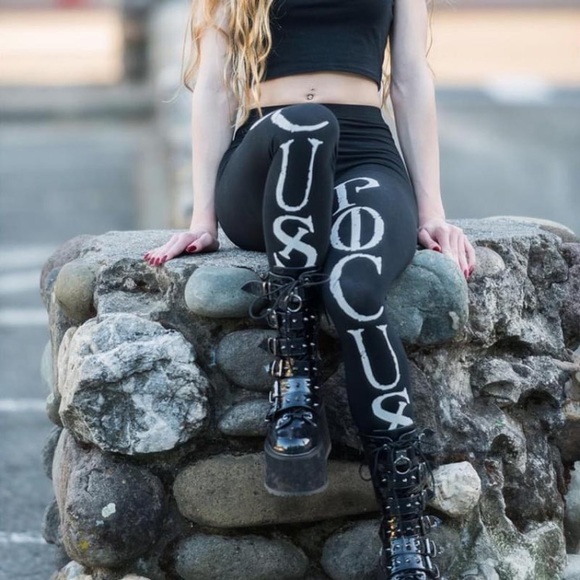 Hocus Pocus Leggings - Picture 3 of 8